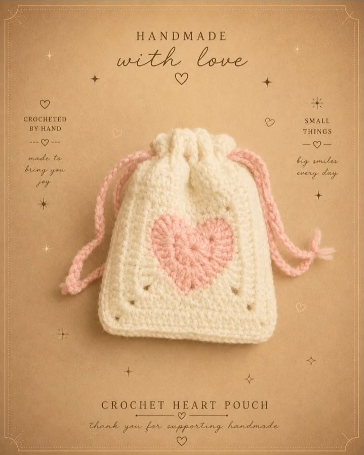 Gehäkelter Heart Pouch – Weiß-Rosa Beutel mit Herz